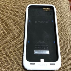 Mophie Juice Pack Plus for iPhone 6s.